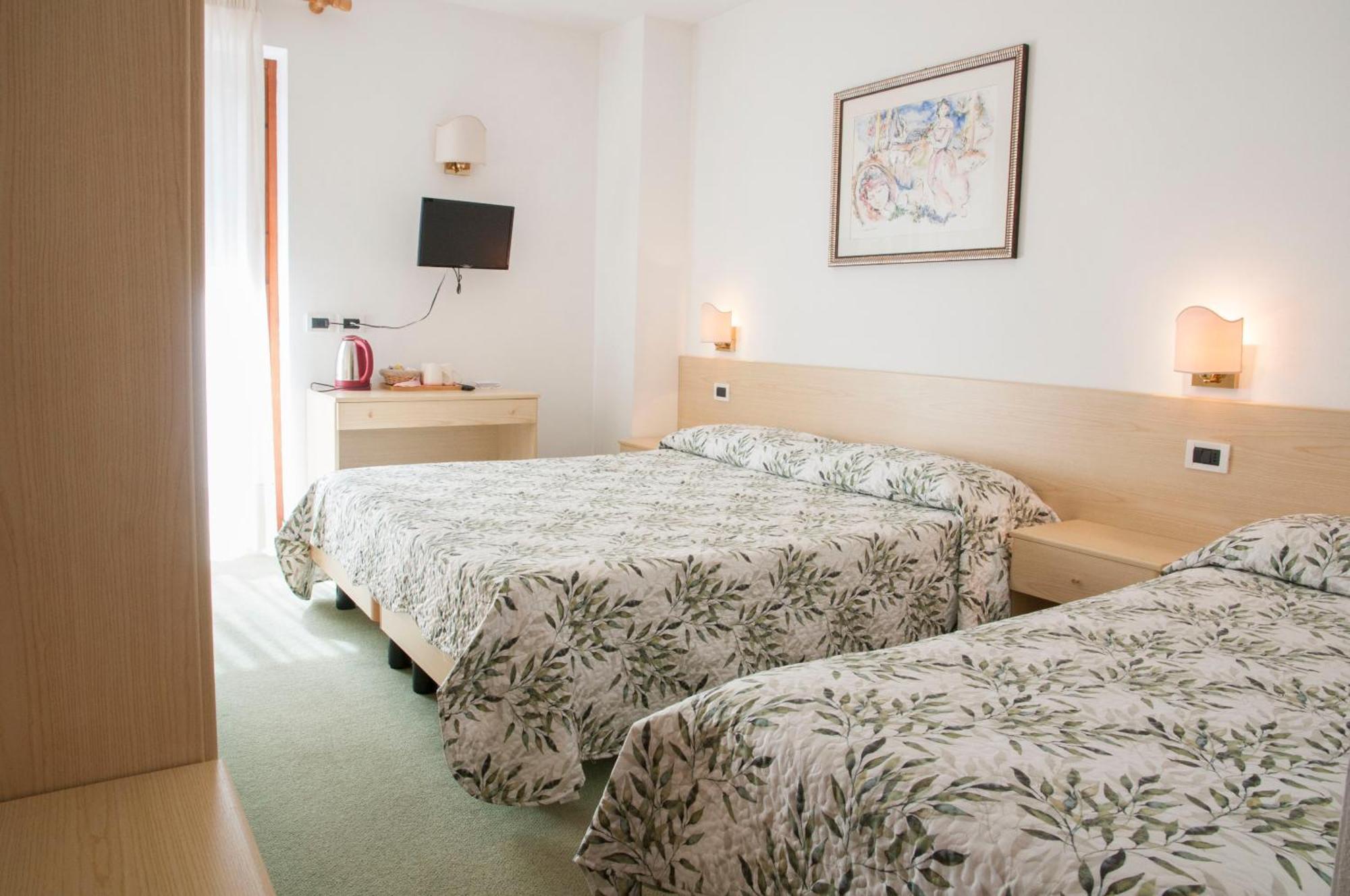 Bed and Breakfast Garni Mariolina Falcade Exterior foto