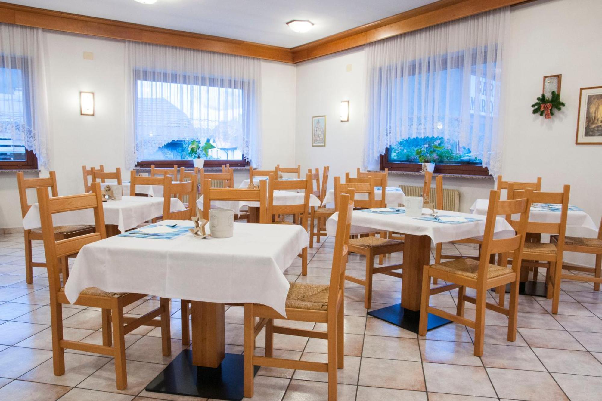 Bed and Breakfast Garni Mariolina Falcade Exterior foto