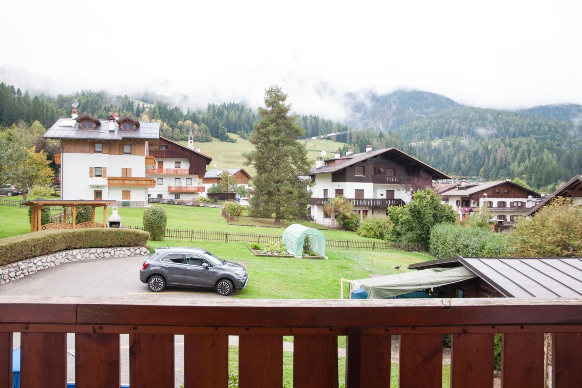 Bed and Breakfast Garni Mariolina Falcade Exterior foto